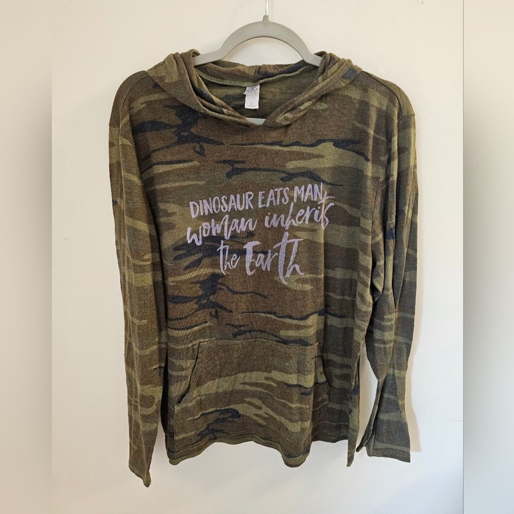 Camo hoodie size large